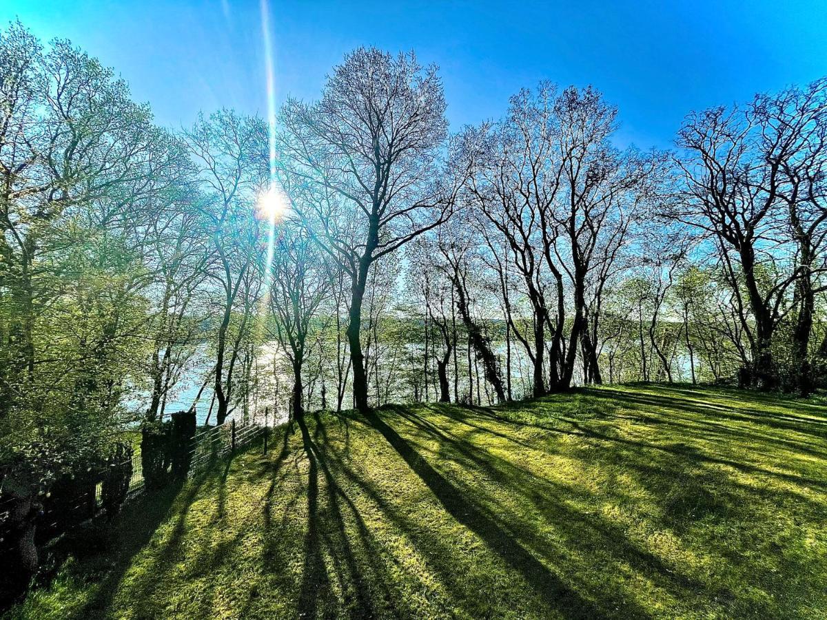 100M2 Fewo Im Haus Am See Mit Garten Bei Potsdam Швиловзе Екстериор снимка